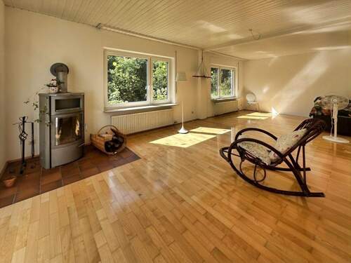 Wohnbereich - 6 Zimmer Einfamilienhaus zum Kaufen in Ludwigsburg