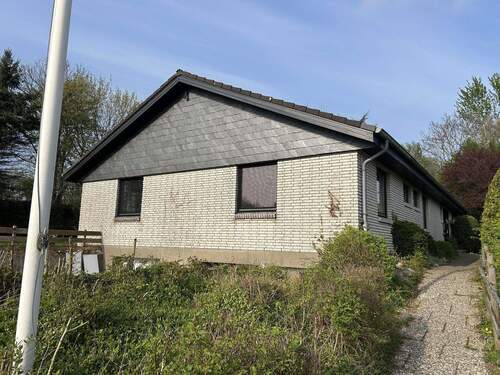 Bild 4 - Einfamilienhaus mit 202,00 m&sup2; in Schleswig zum Kaufen