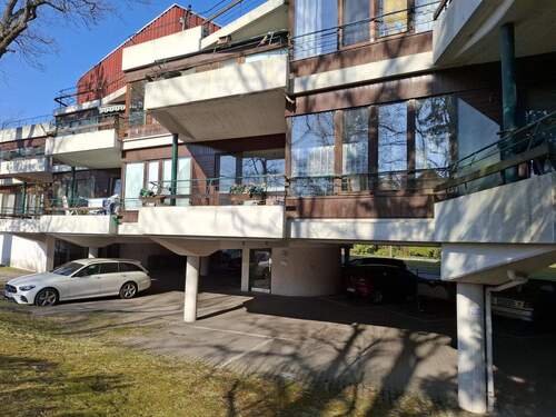 Ansicht Wohnung von der Straße - 2 Zimmer Etagenwohnung in Berlin