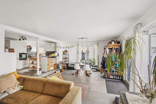 Wohnzimmer im Erdgeschoss - 