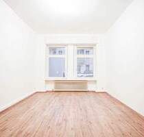 * EG-Wohnung mit ca. 80 qm, privatem Garten und viel Potenzial im gefragten Reuterkiez - Berlin Neukölln