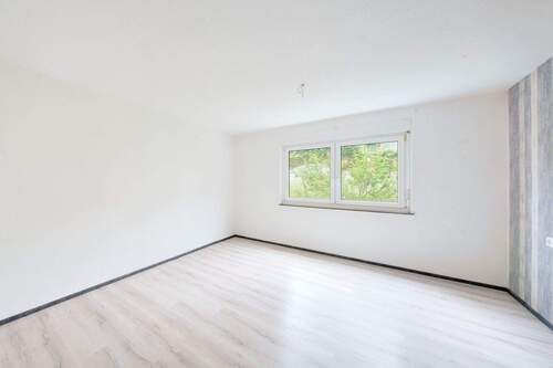 Schlafzimmer - Etagenwohnung mit 83,00 m&sup2; in Welzheim zum Kaufen