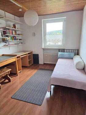 Kinder-/Gäste-/Arbeitszimmer - 
