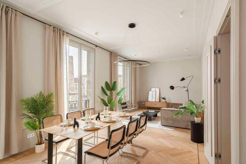 Offener Wohn- und Essbereich - 3 Zimmer Etagenwohnung in Potsdam