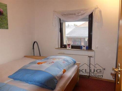 Kleines Schlafzimmer im EG - 