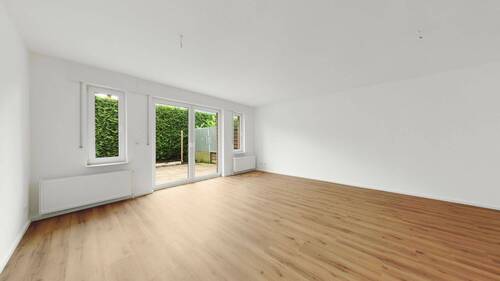 Wohnzimmer - 4 Zimmer Etagenwohnung zum Kaufen in Dünsen
