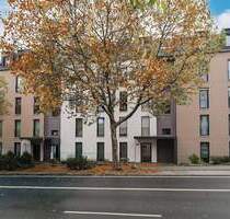 !!! Ihr neues Zuhause: Lichtdurchflutete 3-Zimmer-Wohnung mit Einbauküche & TG-Stellplatz in Fürth !!!