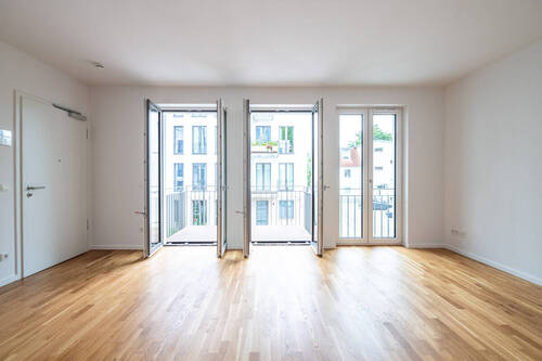 Best_Place_Schillerstraße_23_13158_Berlin_WE2_Wohnzimmer - Etagenwohnung mit 71,40 m&sup2; in Berlin zum Kaufen