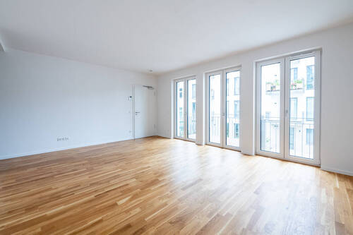 Best_Place_Schillerstraße_23_13158_Berlin_WE2_Wohnzimmer-6 - 