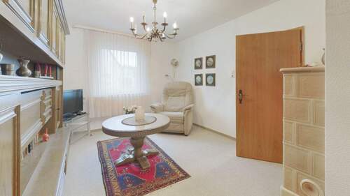 EG Wohnzimmer - 8 Zimmer Einfamilienhaus zum Kaufen in Frankenthal