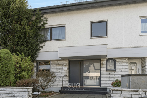 Eingang Nordseite - 8 Zimmer Reihenendhaus zum Kaufen in Ulm