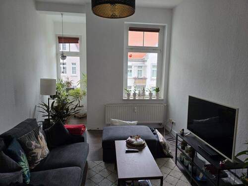 Wohnzimmer - 3 Zimmer Etagenwohnung in Erfurt