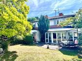 Hausansicht auf der Gartenseite - Saarbrücken.Seltene Gelegenheit-wunderschönes Einfamilienhaus mit Weitblick und Traumgrundstück auf dem Güdinger Berg