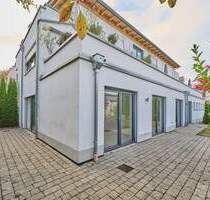 Straubing: Barrierefreie 4-Zimmer-Erdgeschosswohnung mit Terrasse und Garten