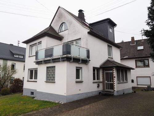 Straßenansicht Altbau - Mehrfamilienhaus, Wohnhaus mit 249,00 m&sup2; in Wirscheid zum Kaufen