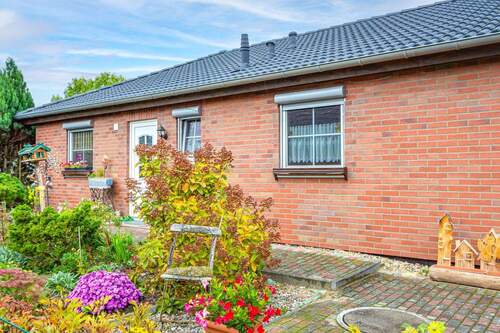 Hauseingangsbereich - 4 Zimmer Einfamilienhaus zum Kaufen in Podelzig