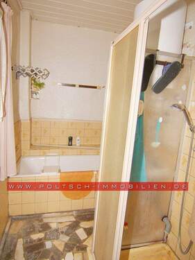 Bad Haus 1 - Mehrfamilienhaus, Wohnhaus mit 360,00 m&sup2; in Ronneburg zum Kaufen