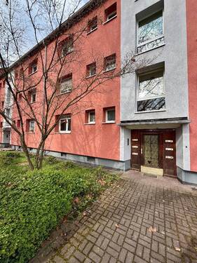 Bild 1 - Helle 2-Zimmer-Wohnung im Hochparterre in Frankfurt-Sindlingen