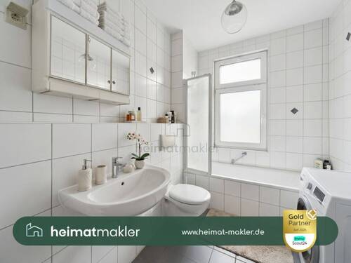 Einrichtungsbeispiel Badezimmer - Etagenwohnung mit 50,90 m&sup2; in Leipzig zum Kaufen