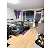 Provisionsfrei! Freiwerdende und gepflegte 4-Zimmer-Wohnung mit schönem Südwestbalkon und ca. 100 qm in Nürnberg Katzwang