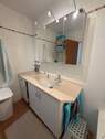 Bad mit Wanne - 