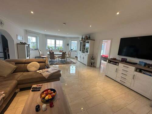 tempImageqWkzAa.jpg - 