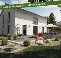 Mit Grundstück: Zeitlose Eleganz im modernen Town & Country Landhaus in Dingelstädt