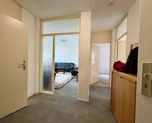 3-Zimmer-Wohnung mit Balkon und Einbauküche - Frankfurt am Main Sindlingen