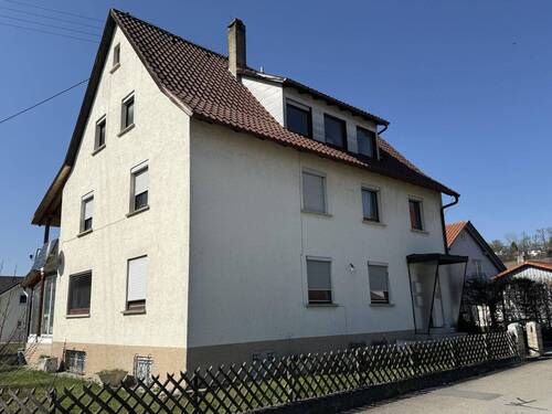 IMG_0376 1 - Zweifamilienhaus mit Einliegerwohnung im DG