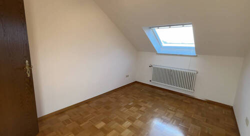 Zimmer - Etagenwohnung mit 72,00 m&sup2; in Reutlingen / Ohmenhausen zur Miete