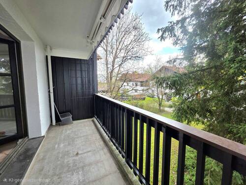 Großer Südbalkon - Ruhige Wohnung im Grünen- ERSTBEZUG nach Sanierung