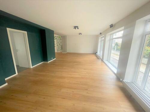 Ladeneinheit - Etagenwohnung in Stuttgart