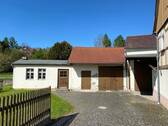 Hof und Nebengelass - 