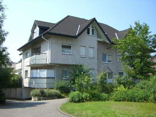 Eingangsbereich - 4-Zimmer-Wohnung mit Wintergarten, 2 Balkonen und Tiefgaragenplatz in Bünde- Hunnebrock