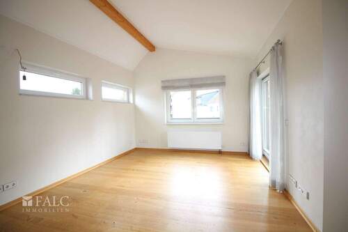 Wohnzimmer - Einfamilienhaus mit 244,60 m&sup2; in Bremen zum Kaufen