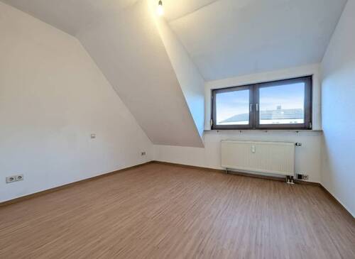 Schlafzimmer - Etagenwohnung mit 40,00 m&sup2; in Stuttgart zum Kaufen