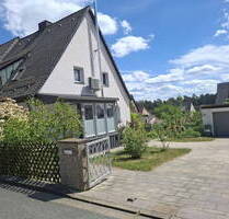 Modernisierte Doppelhaushälfte mit großem Garten - Heroldsberg