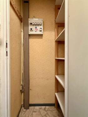 Einbauschrank bzw. Abstellraum - 