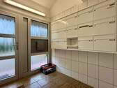 Windfang mit Briefkastenanlage - 2 Zimmer Etagenwohnung zum Kaufen in Kiel