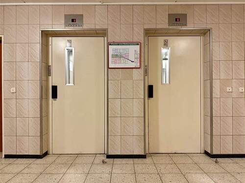 Aufzüge im Haus - Etagenwohnung mit 95,90 m&sup2; in Kronshagen zum Kaufen