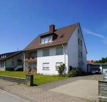 3-Parteienhaus in Horn-Bad Meinberg, zwei Wohnungen vermietet, eine leerstehend