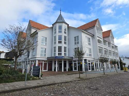Außenansicht - Kuscheliges 1 Zi. Appartement mit Selliner See - Blick im Ostseebad Sellin - by Rujana