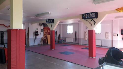 Gewerbeteil - Mehrfamilienhaus, Wohnhaus mit 343,00 m&sup2; in Lüdenscheid zum Kaufen