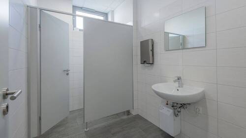 WC - 
