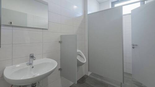 WC - 