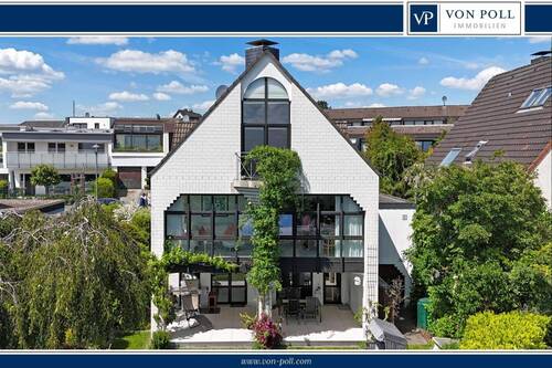 Ansicht Rückseite - Architektenhaus mit ELW mit Top-Ausstattung in bester Lage