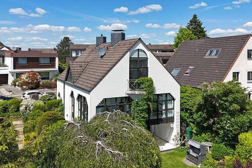 Ansicht Rückseite - 6 Zimmer Einfamilienhaus in Bochum / Stiepel