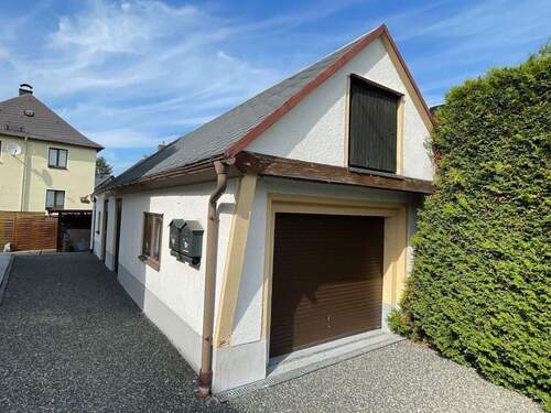 1. Garage - Mehrfamilienhaus, Wohnhaus mit 220,00 m² in Sehmatal zum Kaufen