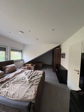 20260414_WE04_DG_Nober+Goncalves_Bild1_Schlafzimmer.jpeg - 