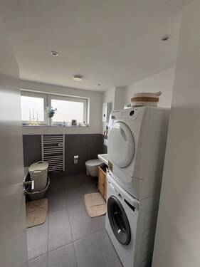 20260414_WE04_DG_Nober+Goncalves_Bild3_Badezimmer.jpeg - 